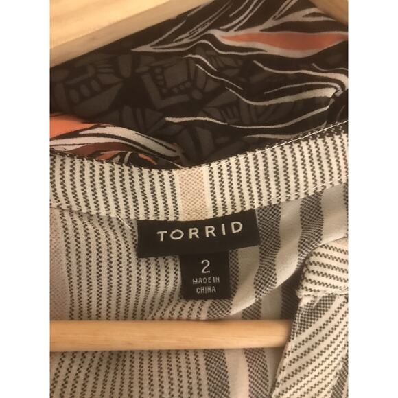 Torrid Lexie Blouse Womens Size 2X Hi Low Tunic Top Plaid Chiffon - Picture 4 of 6